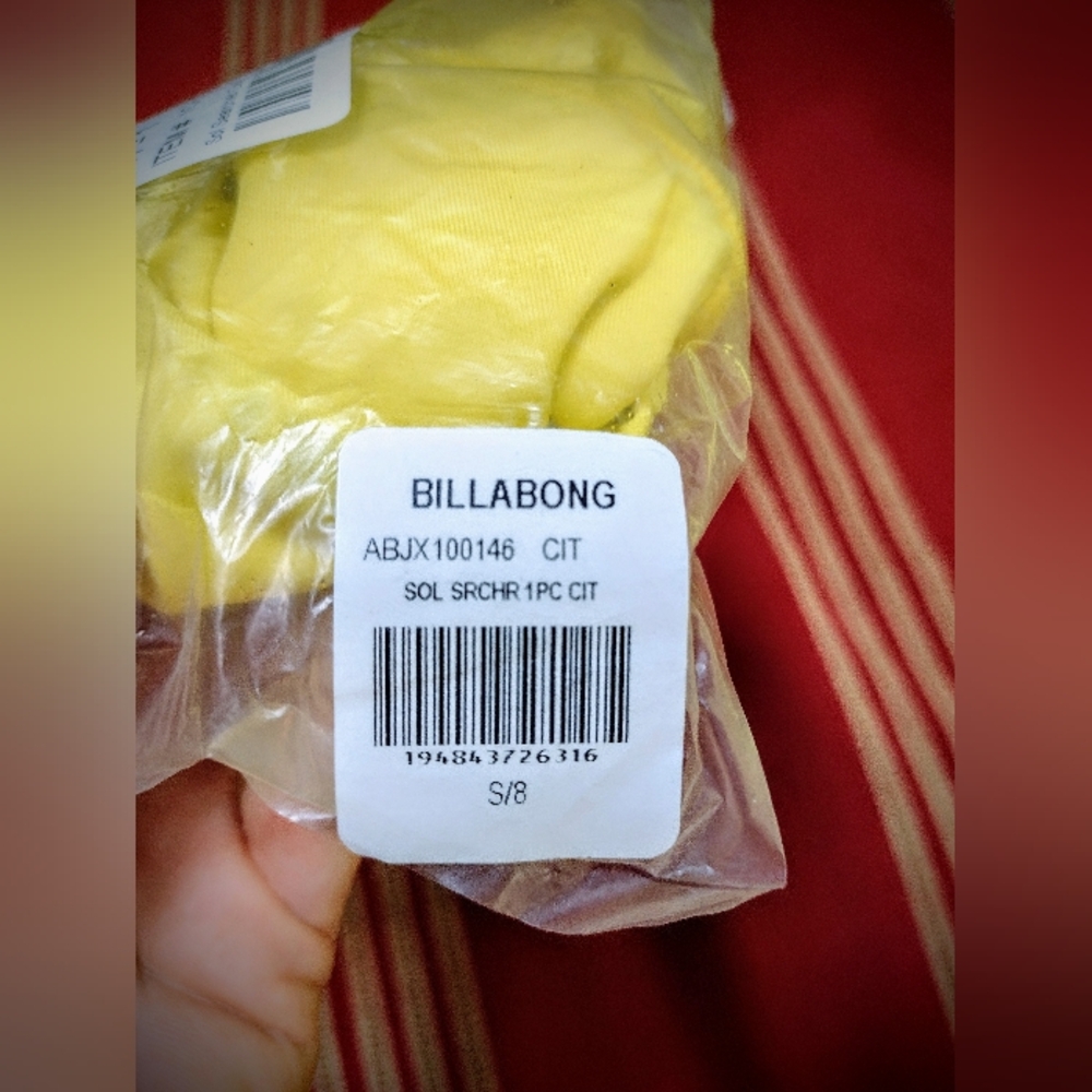 NWT Billabong Women's Swim One Piece Bathing Suit, W's Small, Factory Sealed - Picture 3 of 7